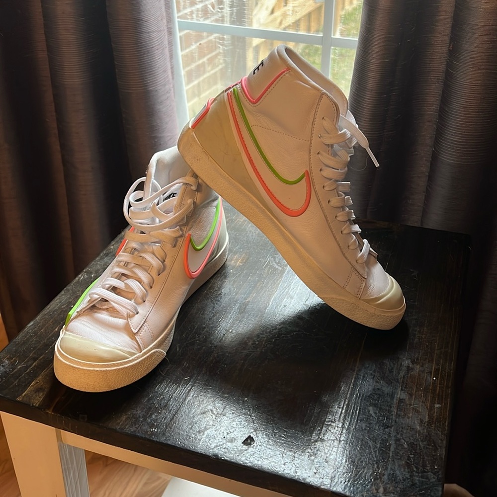 Nike blazers women size 9.5